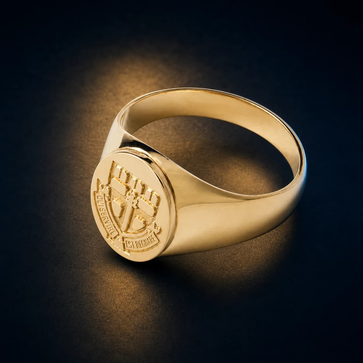 Men's 14k Gold Ring with an engraved school crest